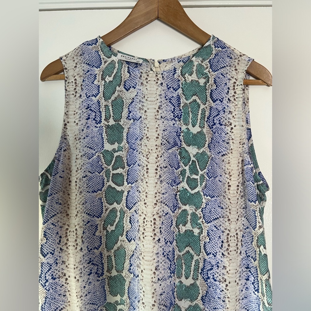 Equipment Femme 100% Silk Blouse Snakeskin Animal Print Green Blue Tan Ivory Med - Picture 3 of 10